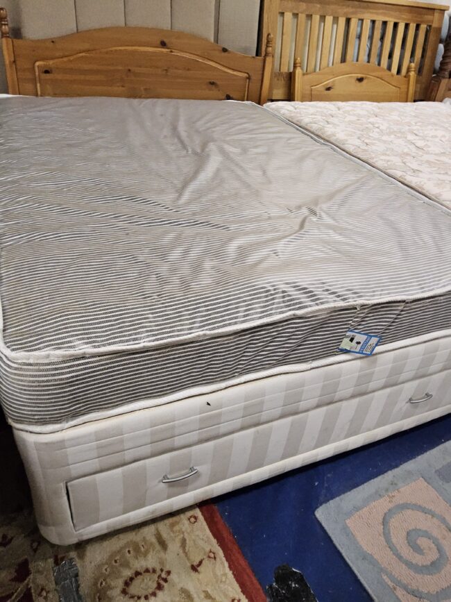 Double base with mattress - Image 2