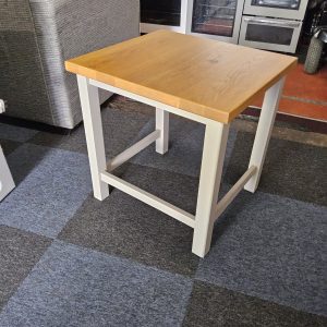 Side Table (042668)