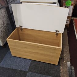 Blanket box (082650)