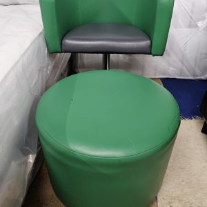 Green chair with footstool (082609)