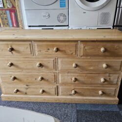 Solid Pine Wood 3-over-6 merchant chest (0926125)