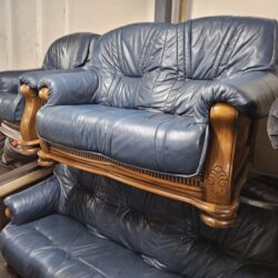 Two Seater Sofa and Armchair (0826109)
