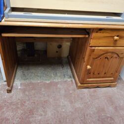 Pine desk