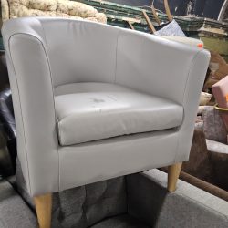 Tub chair  (102665)
