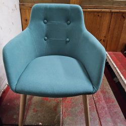 Dining chairs x4